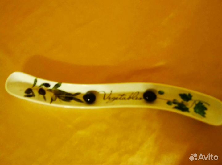 Салатник для оливок и маслин