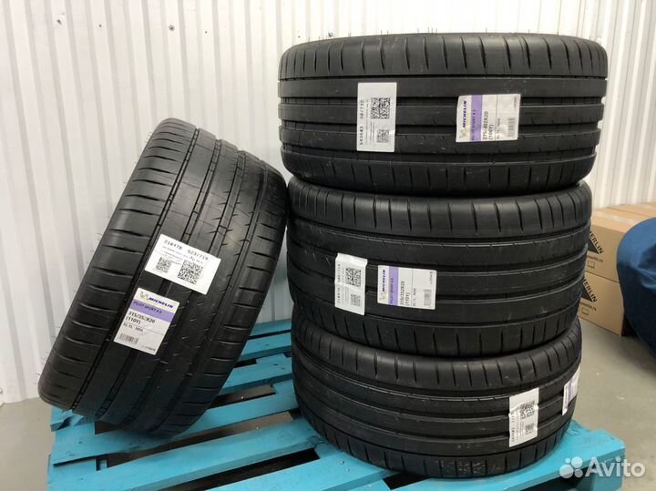Michelin Pilot Sport 4 S 245/35 R20 95Y