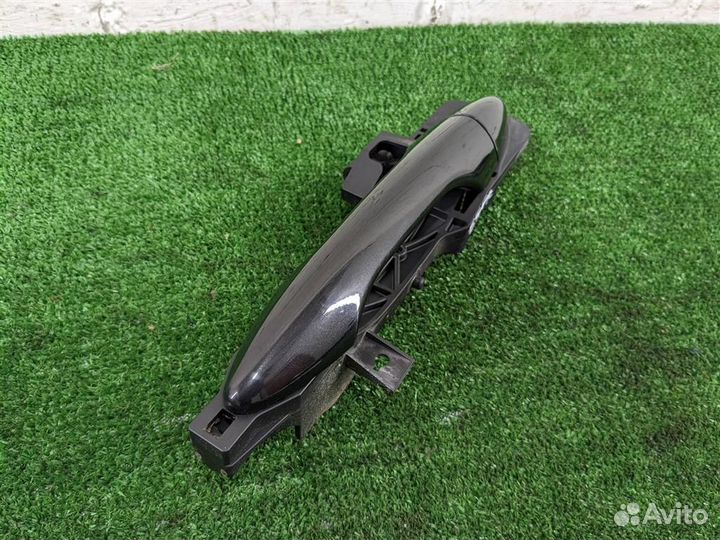 Ручка наружная двери передней правой Hyundai IX35