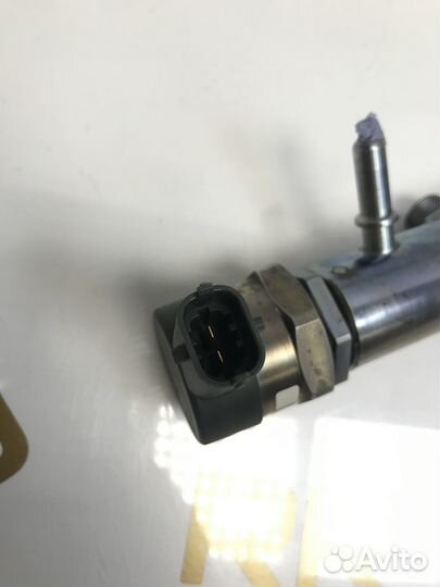 Топливный коллектор Range Rover