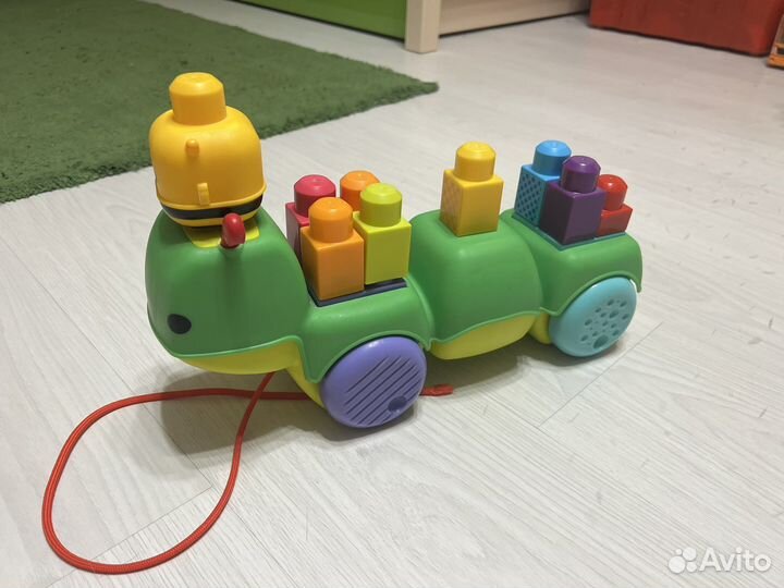 Гусеница - каталка Лего Мега Блокс