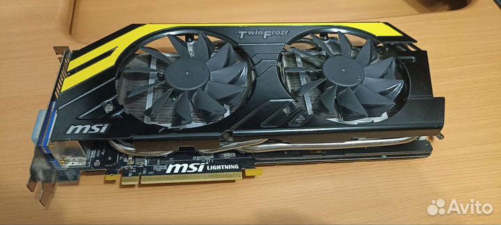 GTX 680 Msi Lightning 2GB