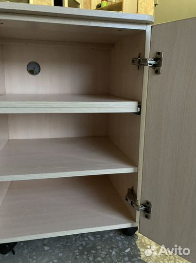 Письменный стол