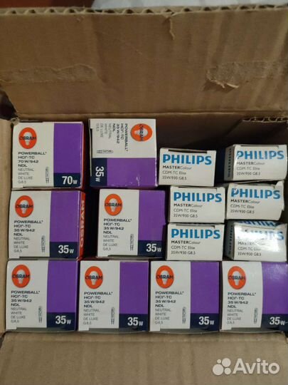 Металлогалогенная лампа philips CDM-TC 35W/930