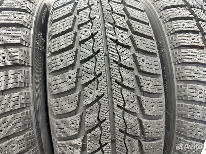 Zeta Antarctica Ice 215/65 R16 102T