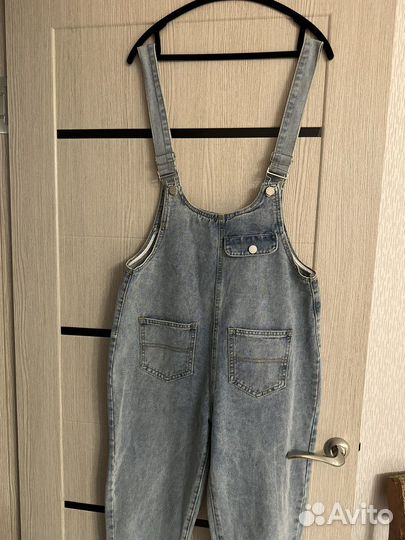 Комбинезон женский