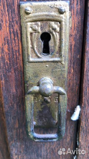 Антикварный буфет