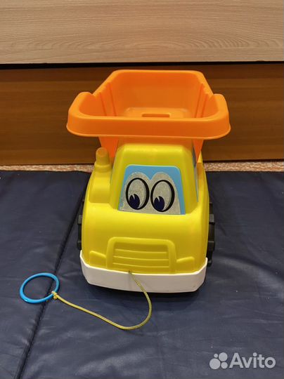 Грузовик машинка