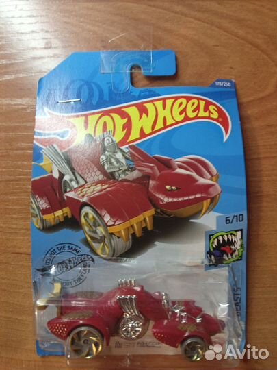 Машинки хот вилс hot wheels