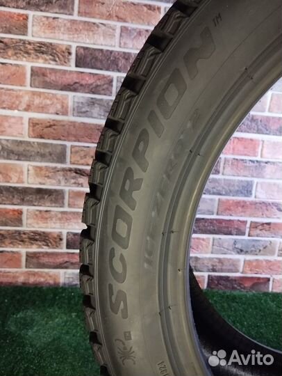 Pirelli Ice Zero 2 235/50 R18 101H