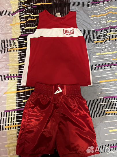 Шорты и майка боксерские