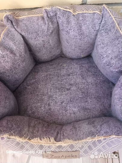 Лежанка для кошек