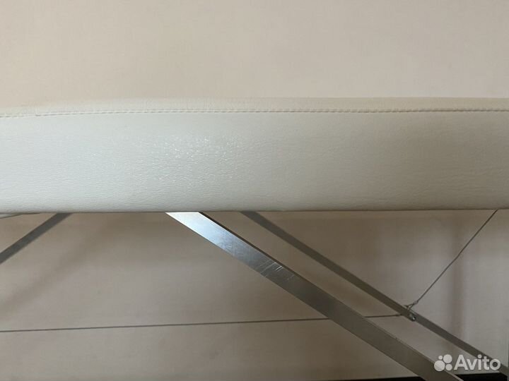 Кушетка, массажный стол