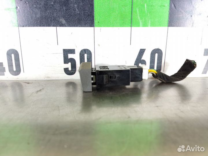 Кнопка обогрева стекла Hyundai Accent 2000-2012