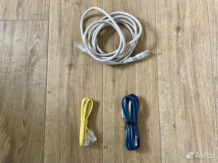 Различные провода, наушники, зарядники, удлинители
