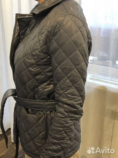 Ветровка женская