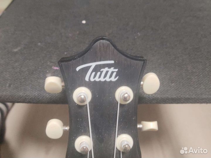 Укулеле tutti