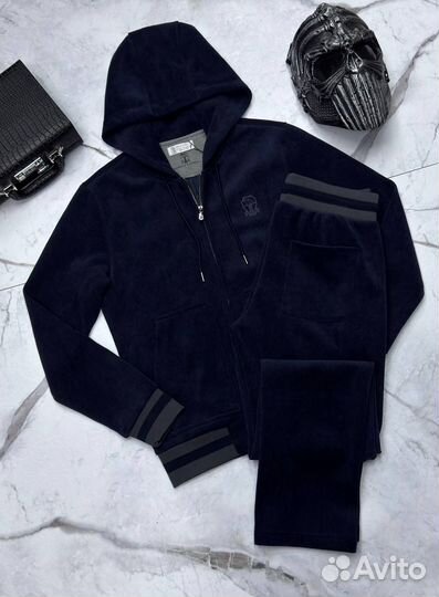 Мужской спортивный костюм брендовый