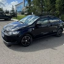 Volkswagen Polo 1.6 AT, 2013, 80 000 км, с пробегом, цена 970 000 руб.