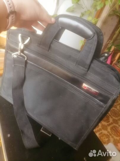 Рюкзак и сумка для ноутбука