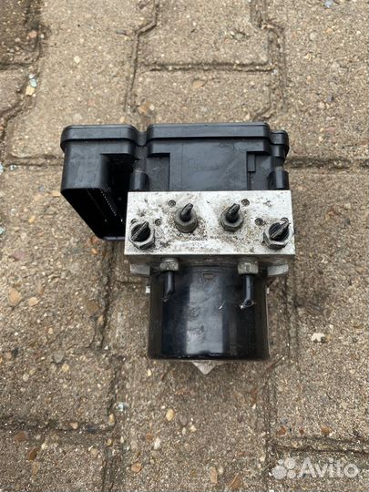 Блок ABS Ford Focus 3