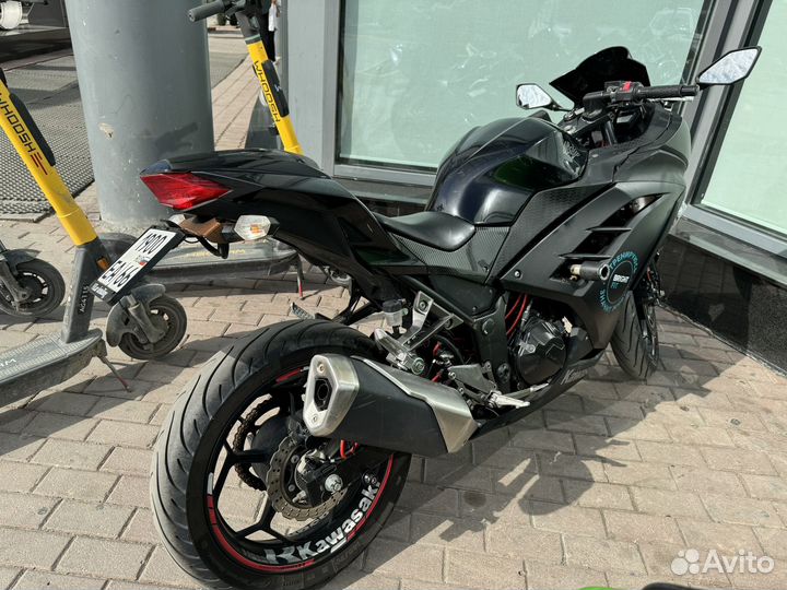 Kawasaki ninja 300