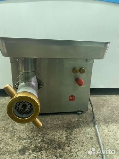 Мясорубка KT LM-82/P Unger, 300 кг/ч