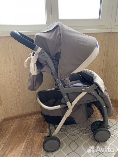 Прогулочная коляска chicco