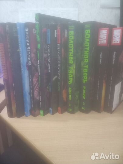 Комиксы, графические романы DC и marvel