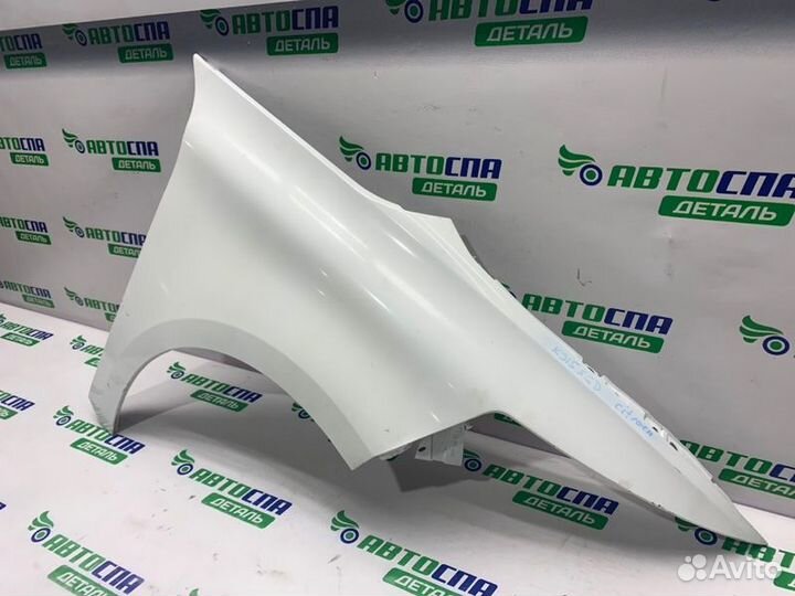 Крыло переднее правое Citroen C4 Picasso минивен