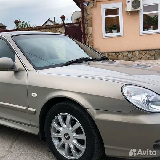 Крыло переднее правое в цвет Hyundai Sonata EF