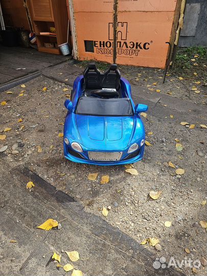 Детский электромобиль