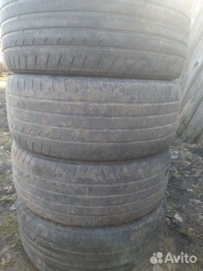 Blacklion BU66 Champoint 255/45 R20