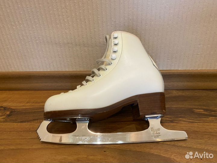 Коньки фигурные детские профессиональные