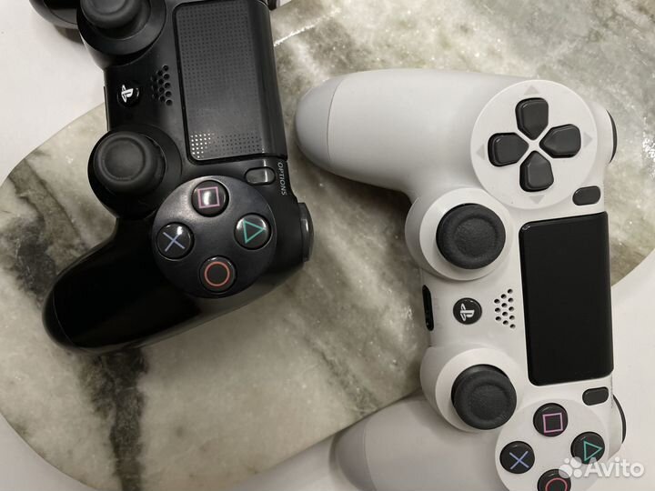 Sony Playstation 4 slim 500 gb / 2 геймпада / игры