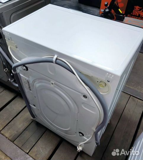 Cтиральная машина Hotpoint - 7 kg (Инвертор)