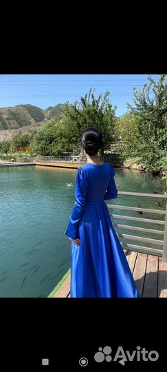 Вечернее платье