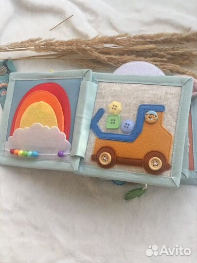 Развивающая книжка из фетра