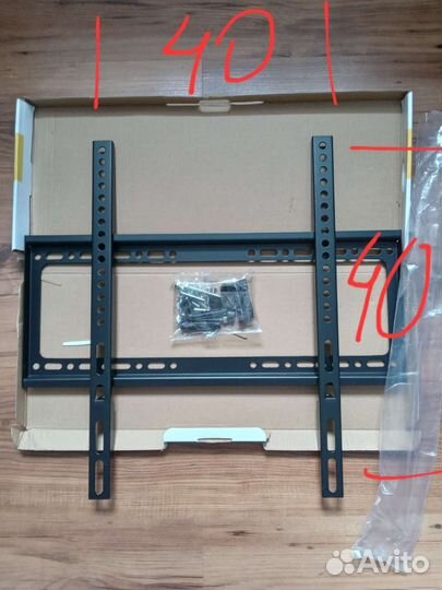 Кронштейн до 40х40 см для телевизора