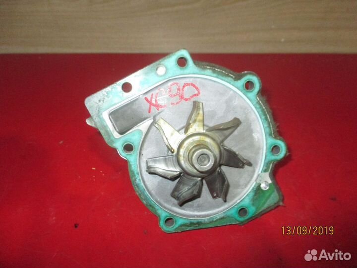 Насос водяной (помпа) 8694630 Volvo XC90 2002-2015