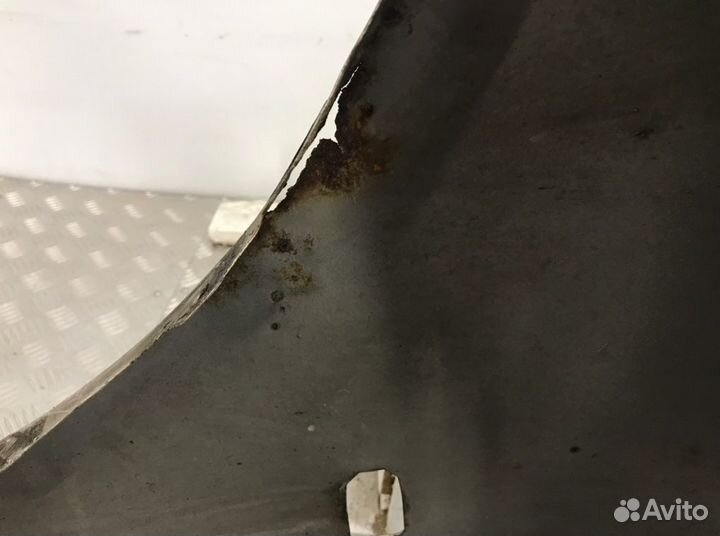 Крыло Lexus IS (1999-2005)