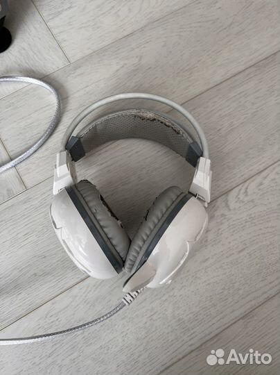 Игровые наушники с подсветкой