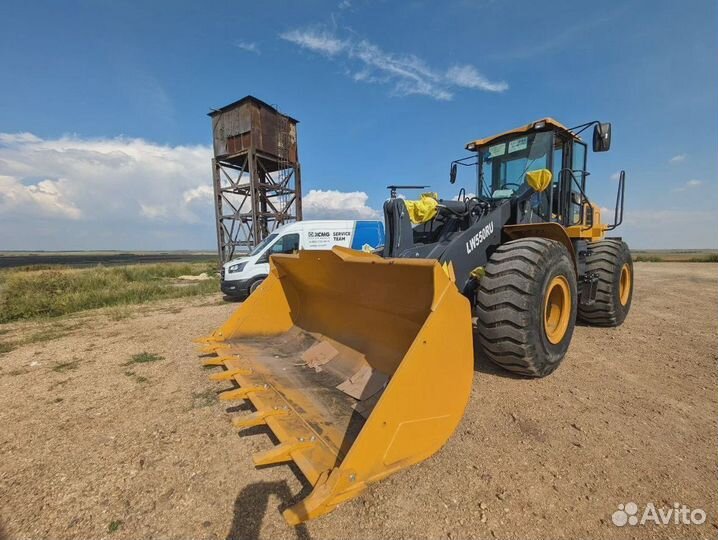 Фронтальный погрузчик XCMG LW550RU, 2023