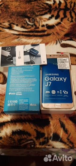 Samsung J7