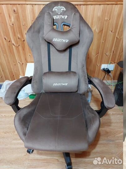 Компьютерное игровое кресло