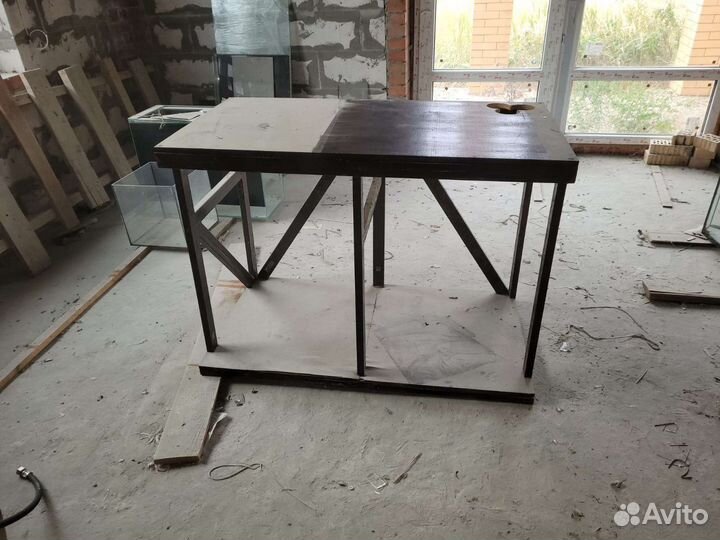 Металлокаркас под аквариум