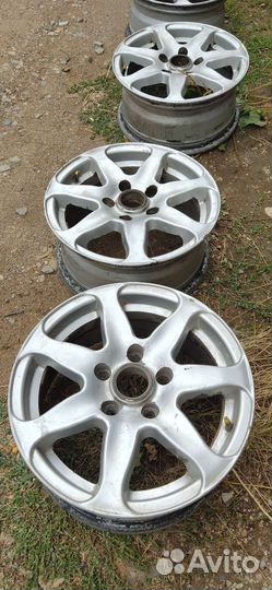 Литые диски R15