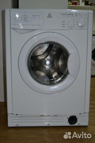 Стиральная машина Indesit WIU 82 на запчасти