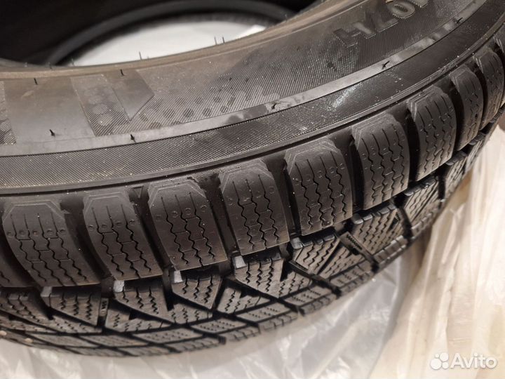 Kumho WinterCraft WS71 245/70 R16 107H