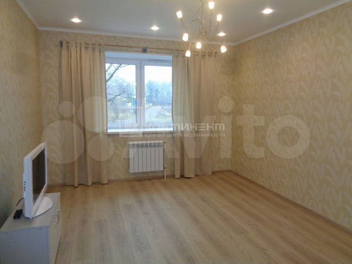 1-к. квартира, 48 м², 2/9 эт.